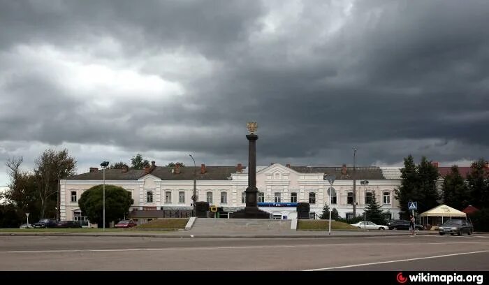 Вязьма город воинской славы. Вязьма центр города. Памятники города Вязьма.