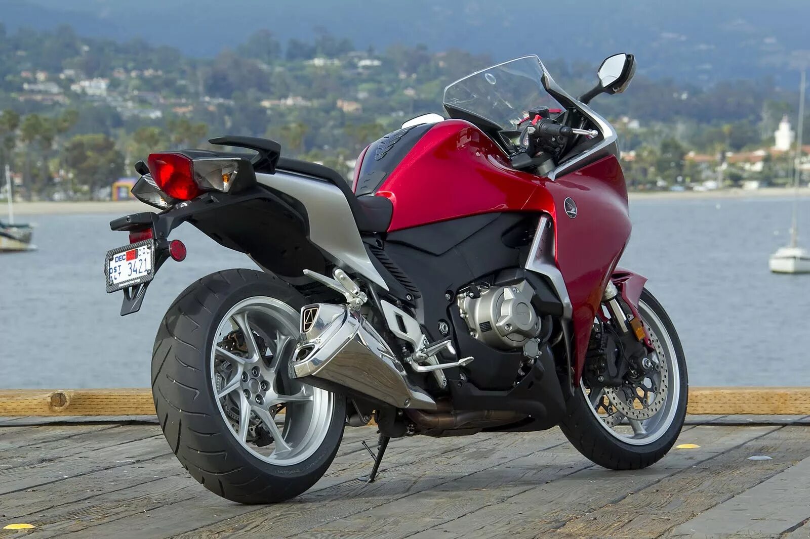 Vfr 1200f. Honda vfr1200f. honda vfr 1200. хонда вфр 1200 ф. honda vfr 1200 2010.