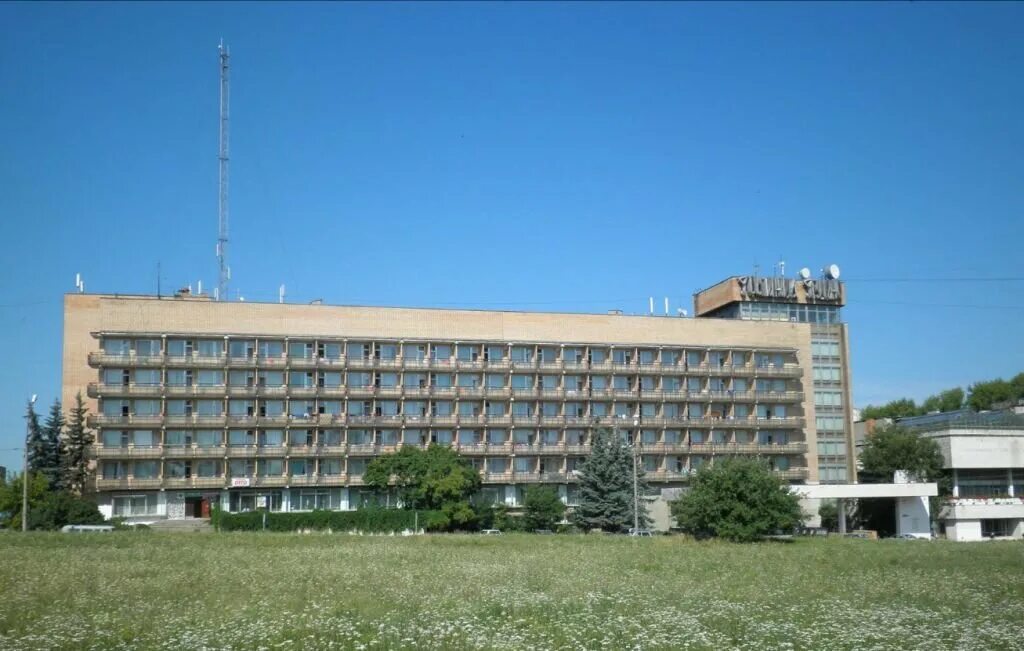 гостиничный номер для большой семьи. гостиница пущино, пущино. пансионат пущино, пущино, улица академика франка, 5а. гостиница пущино пнц ран. пансионат пущино пущино.