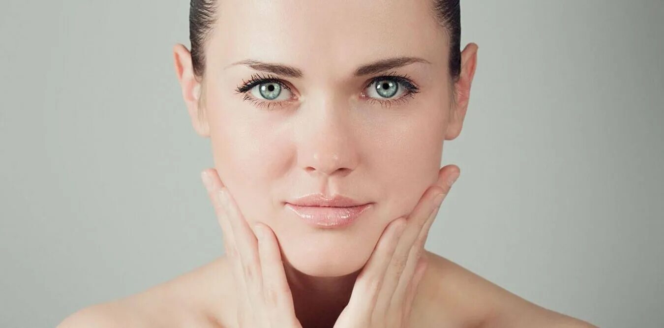 Выравнивание кожи. Эффект би би глоу. Выравнивание кожи. Вв глоу. Вв глоу эффект тонального крема.