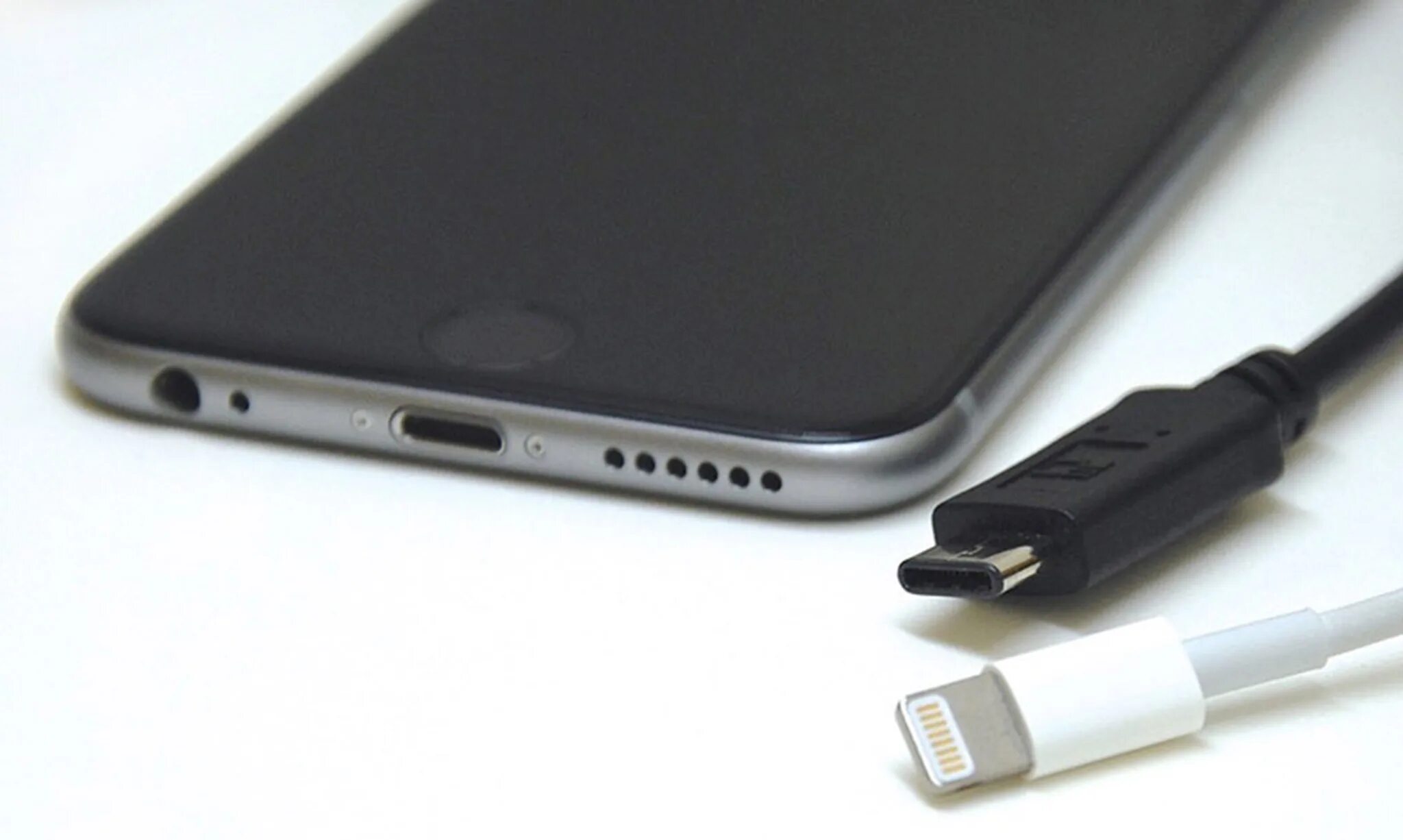 Зарядное айфон 7. Apple iphone USB-C. Тайп си разъем айфон. Разъем Apple USB C Lightning. Iphone 12 разъем зарядки.