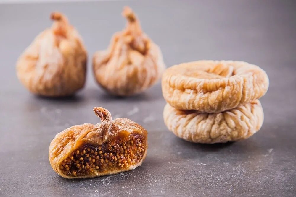 Fig update. Инжир сушеный kuru incir. инжир dried figs. инжир королевский сушеный. инжир сушеный (вес-1000 г).