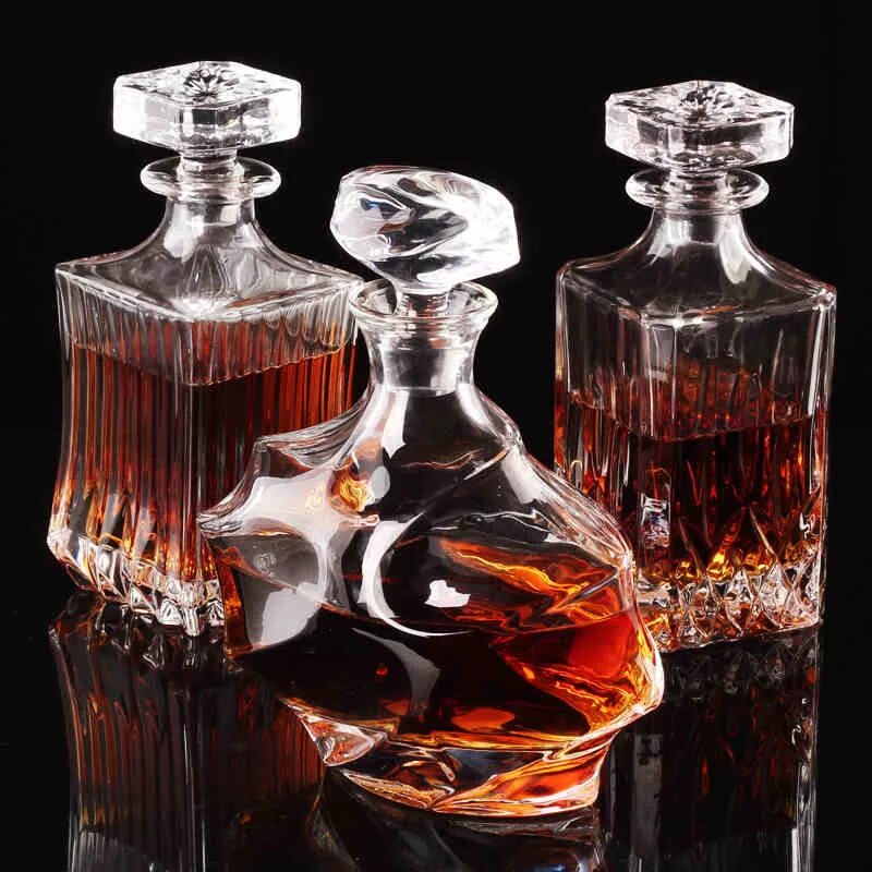 Коньячный графин. Хрустальный графин с виски бланшет. Графины для алкогольных. Красивые бутылки. Штоф для виски enrico coveri.