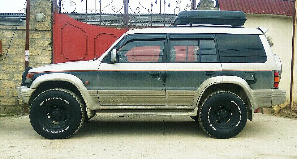 Mitsubishi pajero 2 колеса. Диски pajero 2. 50 r15 паджеро 2. 50 r15 паджеро 2. Mitsubishi pajero 2.