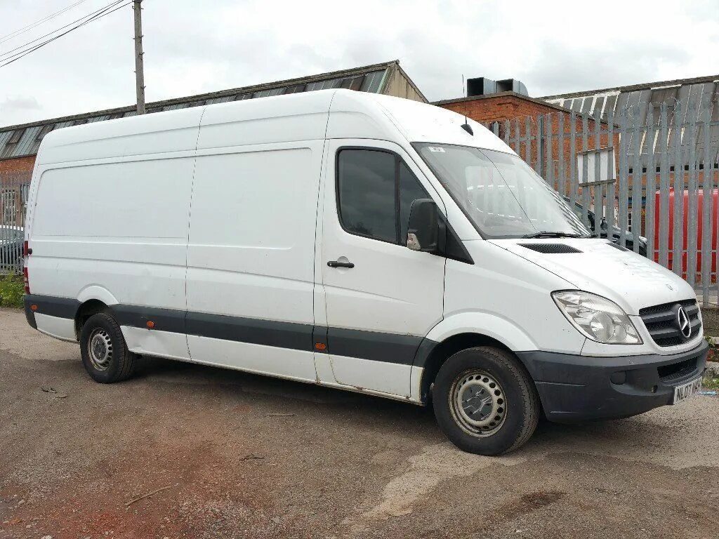 Спринтер 906 авито. Mercedes Sprinter 906. Мерседес Спринтер w906. Мерседес Спринтер 906 кузов. Mercedes-Benz Sprinter 2.