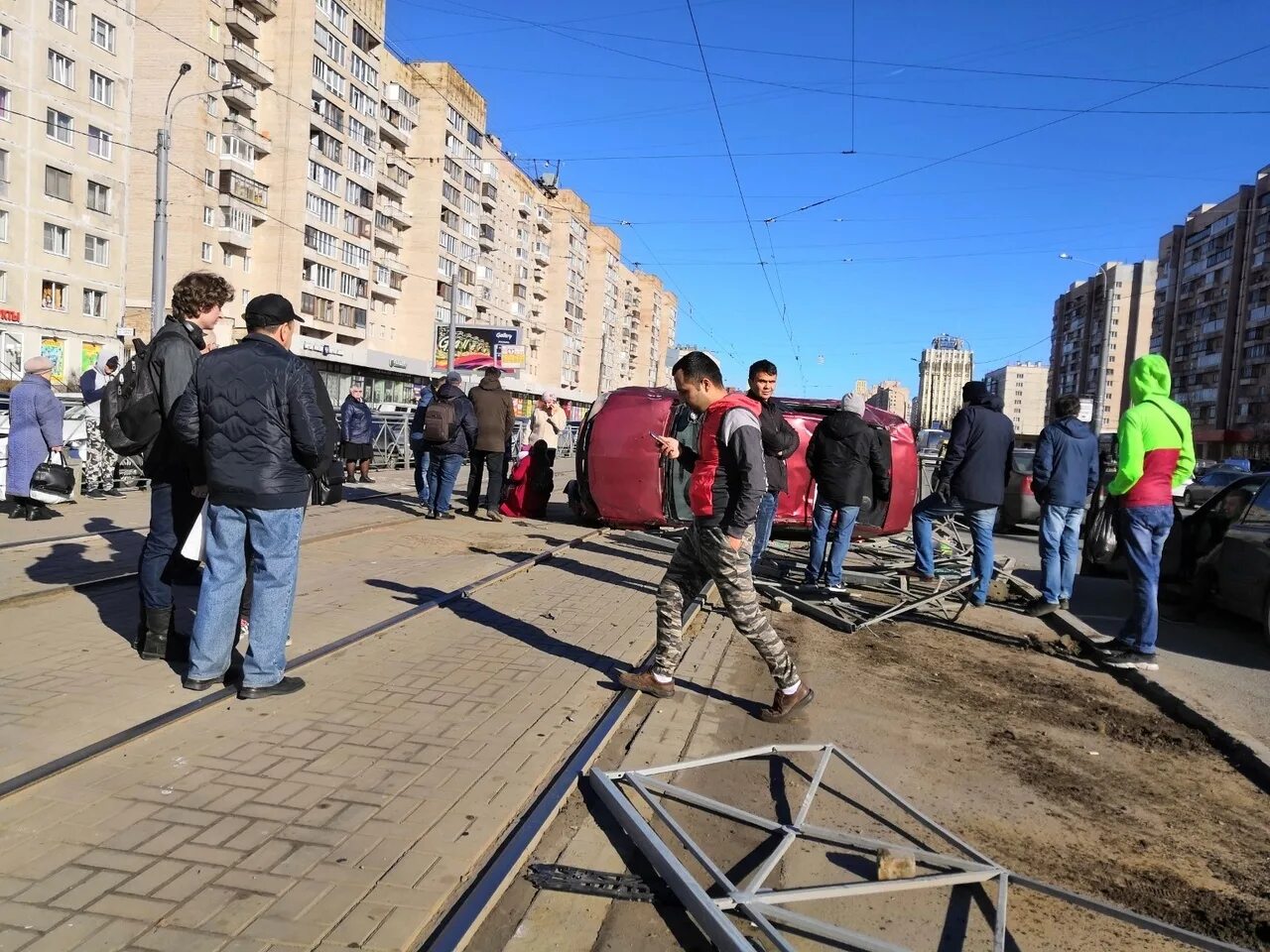 Мойка новости спб сегодня. Перекресток Просвещения и Светлановский. Проспект Просвещение новости. Тачка с проспекта Просвещения. Авария на Просвещения сегодня.