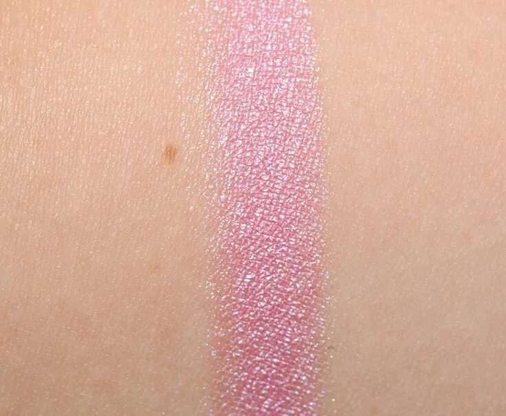 Mac color. Bobbi brown golden pink. жидкие тени голден пинк бобби браун. mac yes to sequins тени. yes to sequins mac.