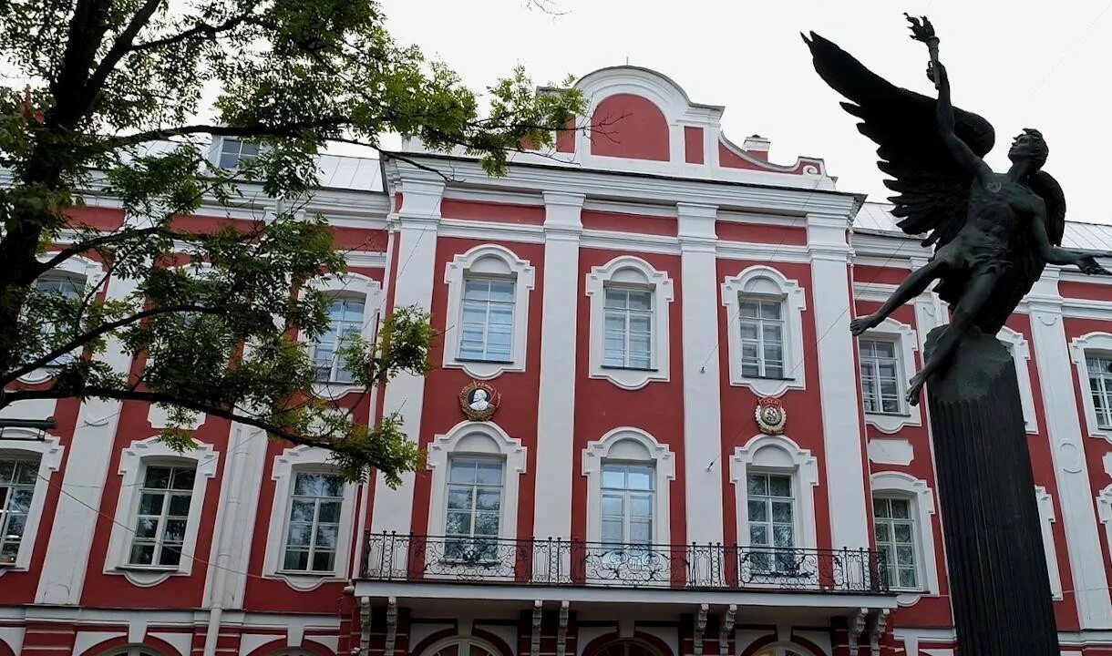 Спбгу виды. Спбгу здание. Санкт-петербургский государственный университет университет. Спбгу питер. Здание университета спбгу.