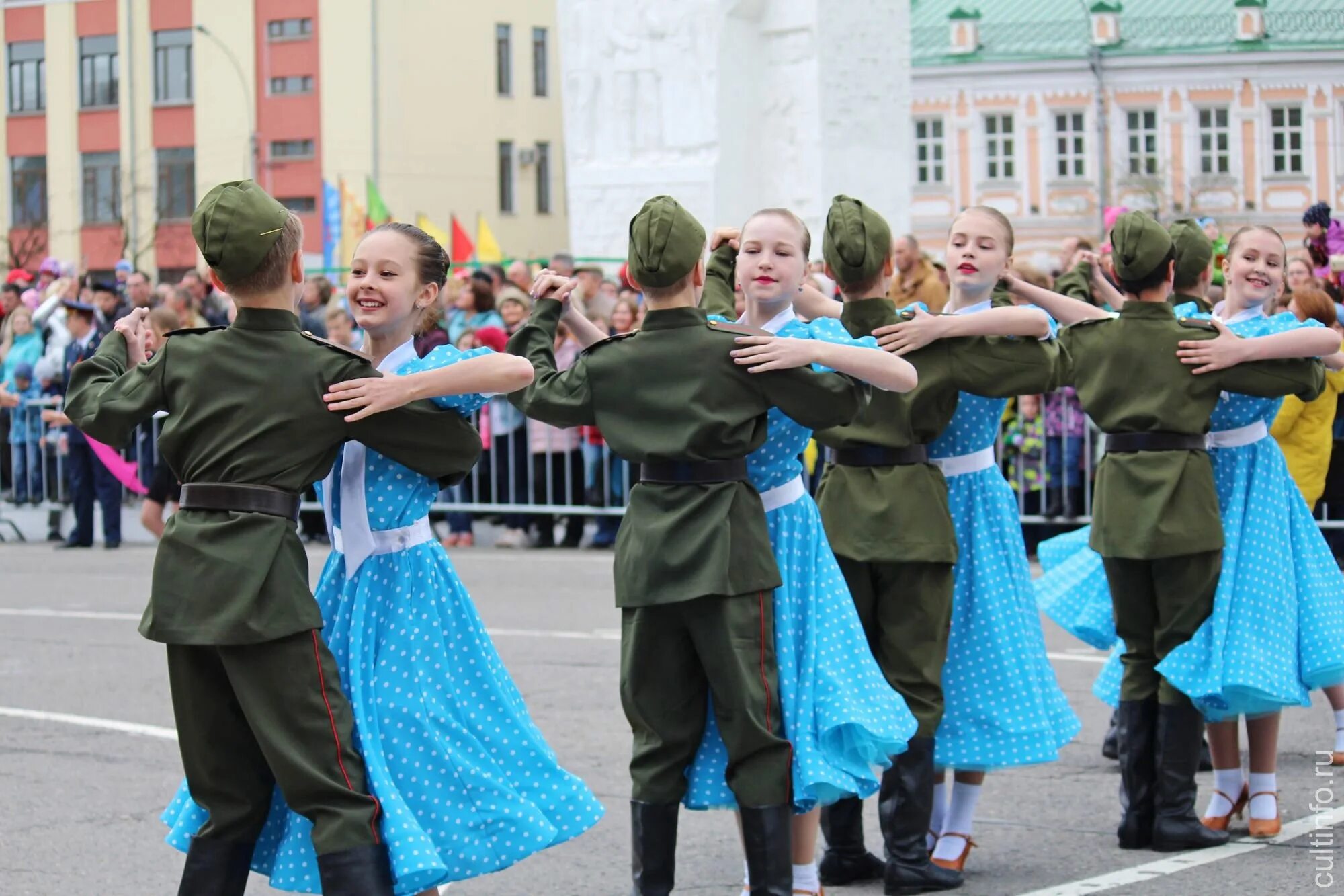 1 мая вологда. Парад Победы Вологда. 9 Мая в России. Парад Победы 2019. 9 Мая Вологда.