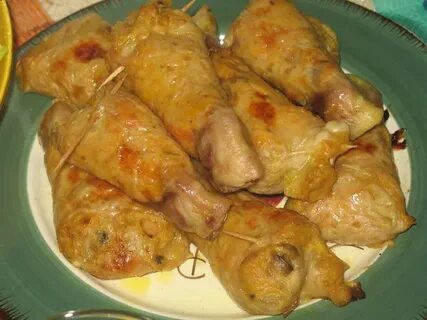 Голени фаршированные грибами в духовке