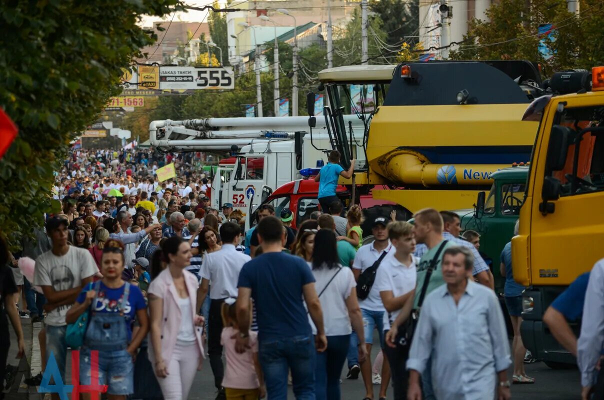 Макеевка 9. Макеевка 9. Ворота макнии макеевка. Макеевка магистральная 6а. Макеевка 9.