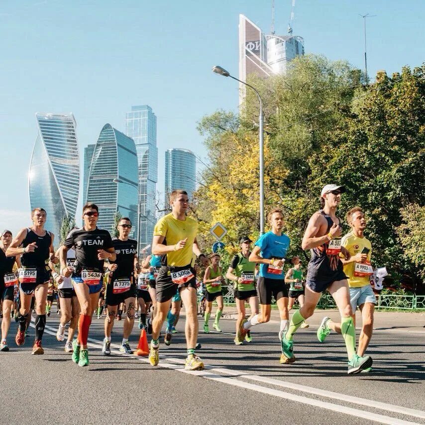 Московский марафон. Полумарафон забег Москва. Бег марафон Москва. Московский марафон бег. Лучшие спортивные мероприятия