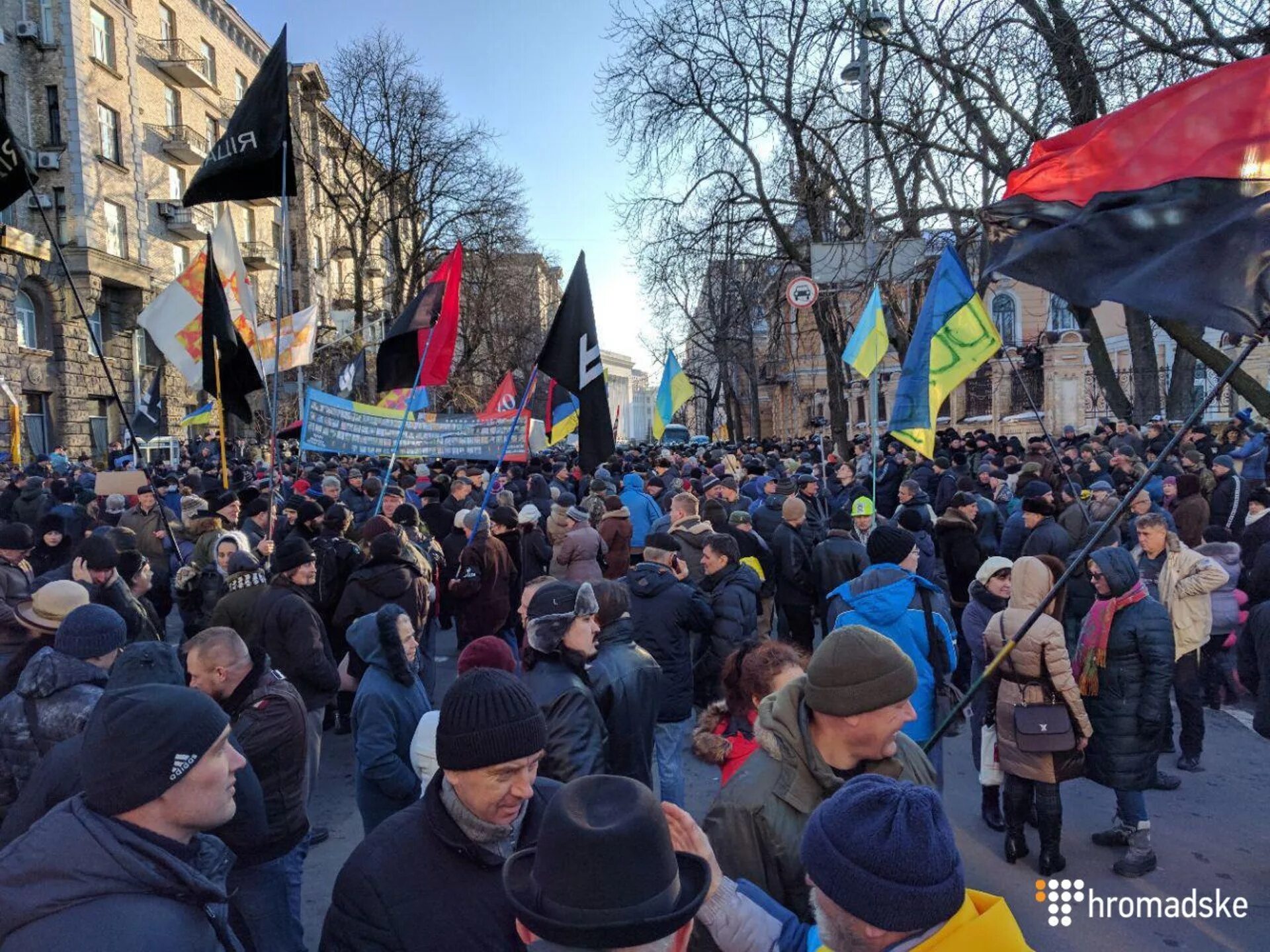 Что происходит в киеве сейчас. Обстановка в киеве на сегодняшний. что сейчас происходит в киеве. что происходит в кивети. киев сегодня.