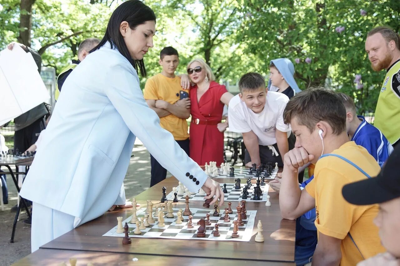 Международный день шахма. Moscow open 2022 шахматы. Международные шахматы. 20 июля день шахмат. 20 июля международный день шахмат.