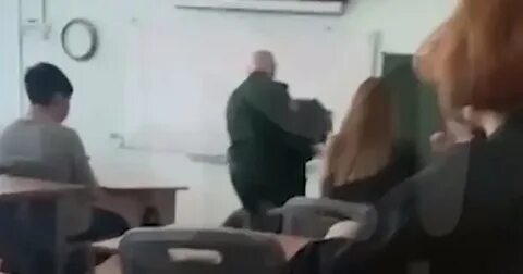 В москве в школе избили девочку