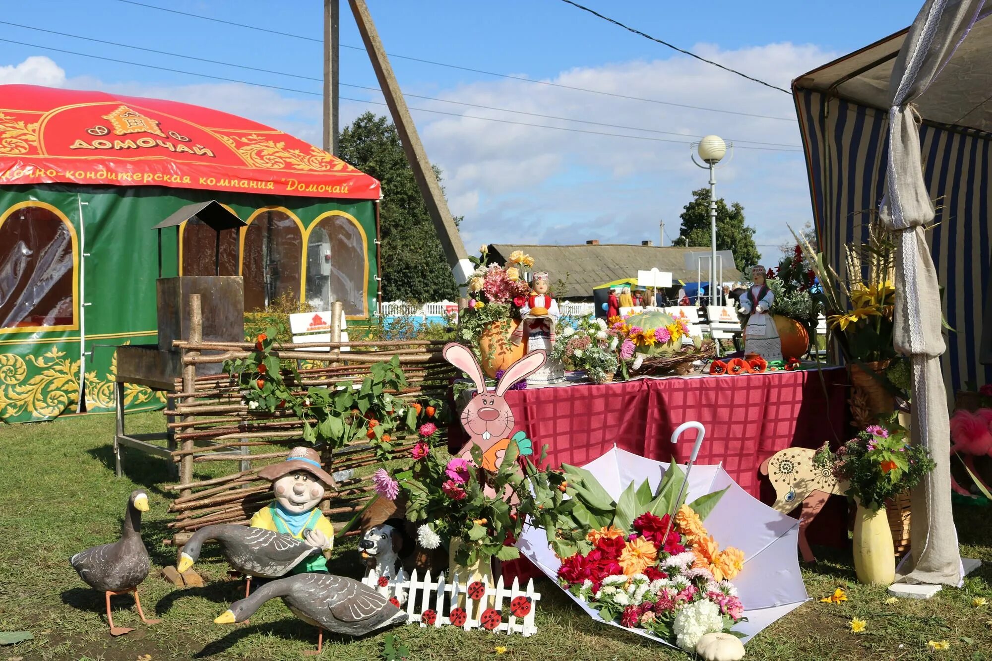 Станица Боргустанская казачье подворье. Белорусское подворье праздник села. Деревенское подворье Лакинск. Украшение подворья. Лучшие подворья