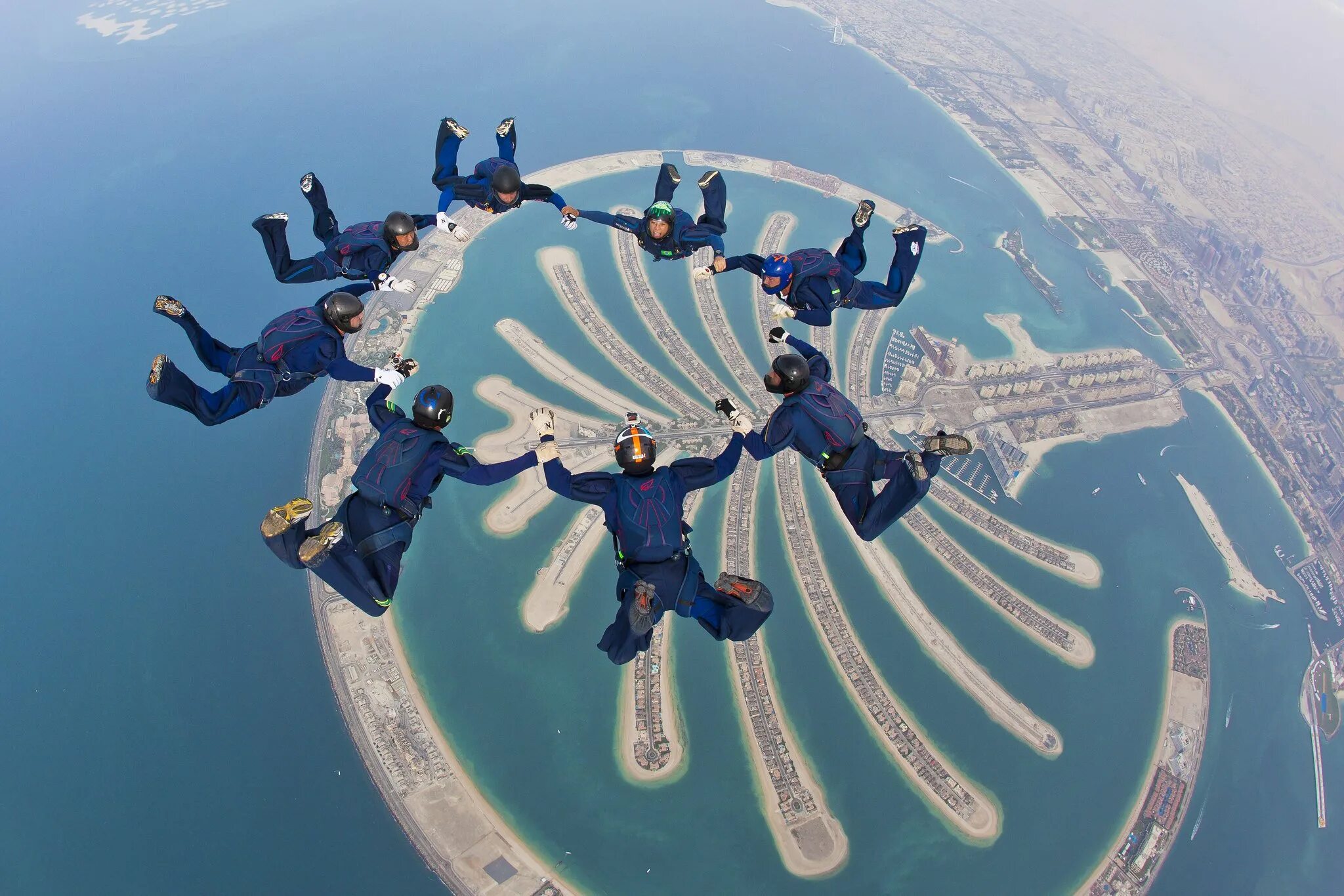 Полет над водой на флайборде. Водные развлечения в дубае. Dubai activities. Прыжок с бурдж халифа. Сёрфинг в дубае.