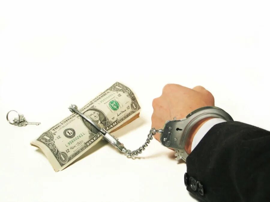 Коррупция деньги. Руки в наручниках с деньгами. Денежный долг. Зависимость от денег.