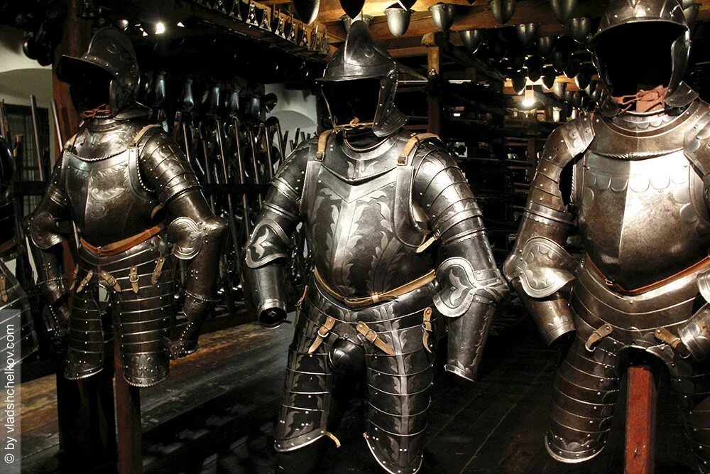 Металлический доспех. Доспех эрцгерцога тирольского. Железная бронь. Доспехи генриха viii. Броня латная кираса.