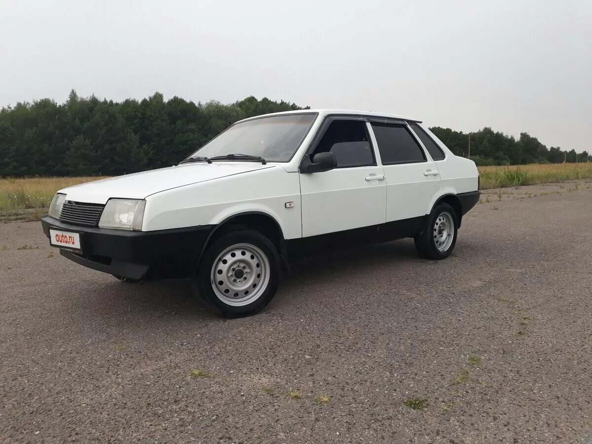 лада 99 белая регион 86. ваз 21099 белая сток. лада ваз 21099 белая. лада 99 белая. ваз 99 белая.