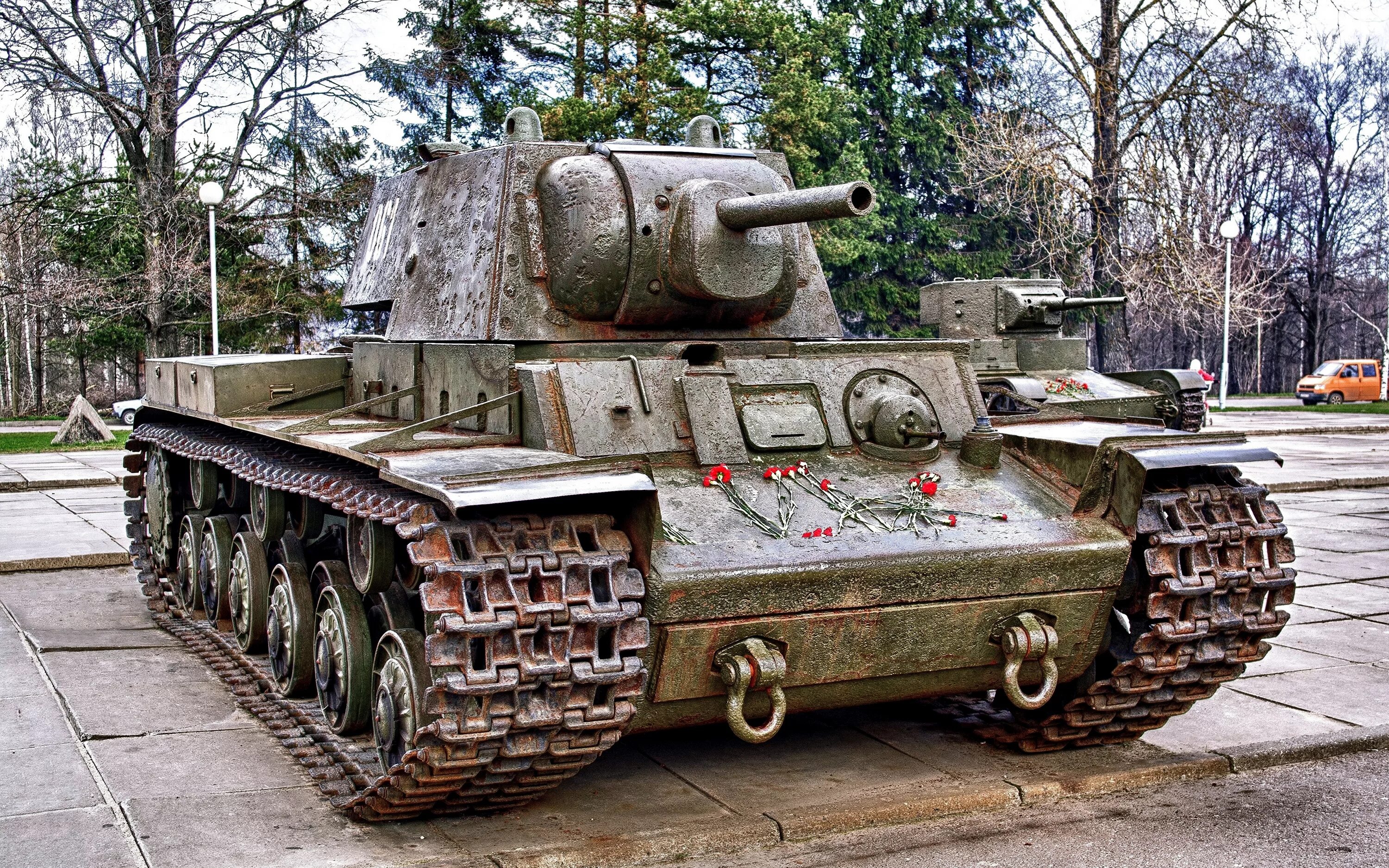 Танк клим ворошилов. Как выглядит кв 1. Как выглядит кв 1. Тяжелый танк кв-1с. Кв-8 танк.