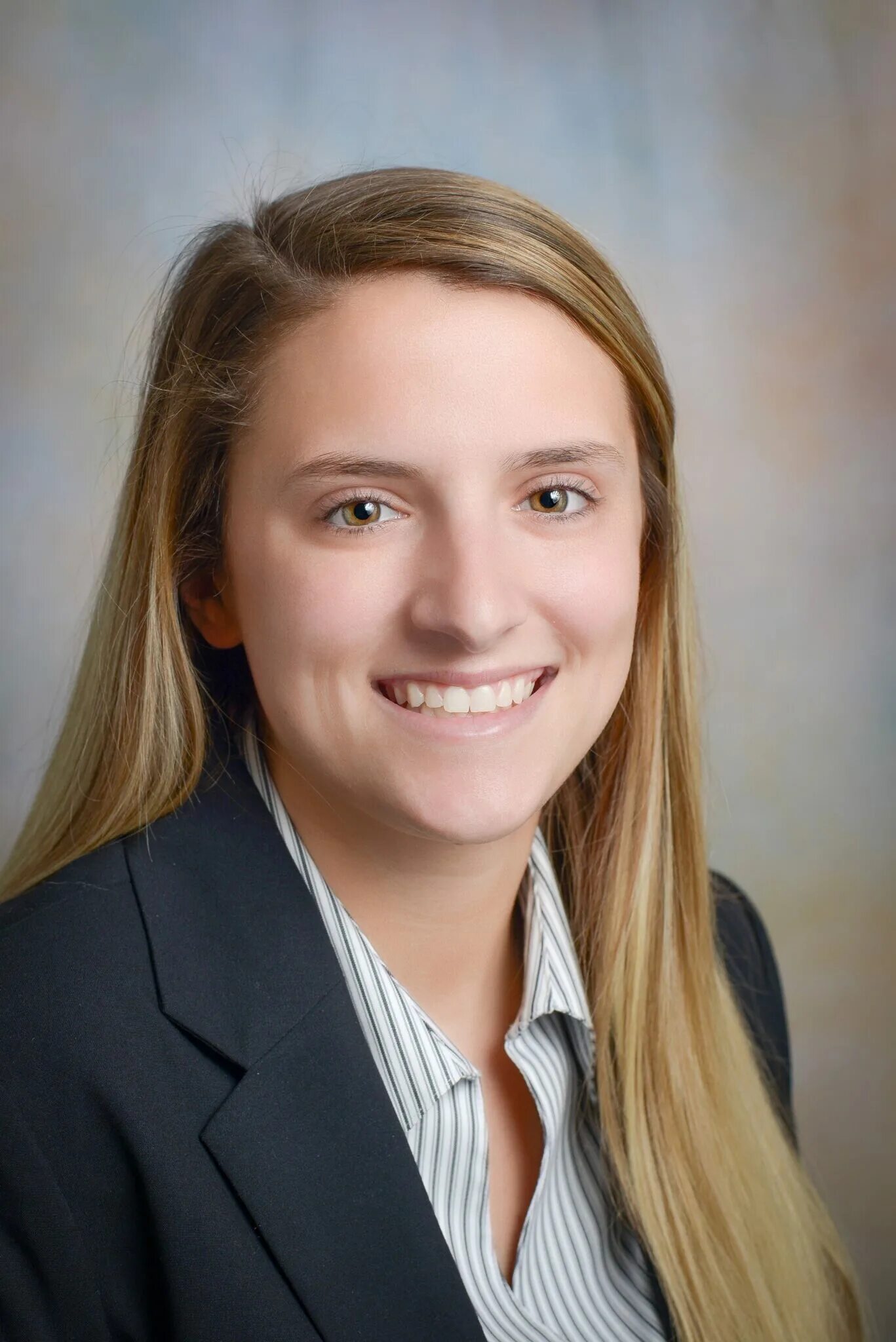 Мари лильедаль. Teenear. Influence beauty. H marie. H marie.