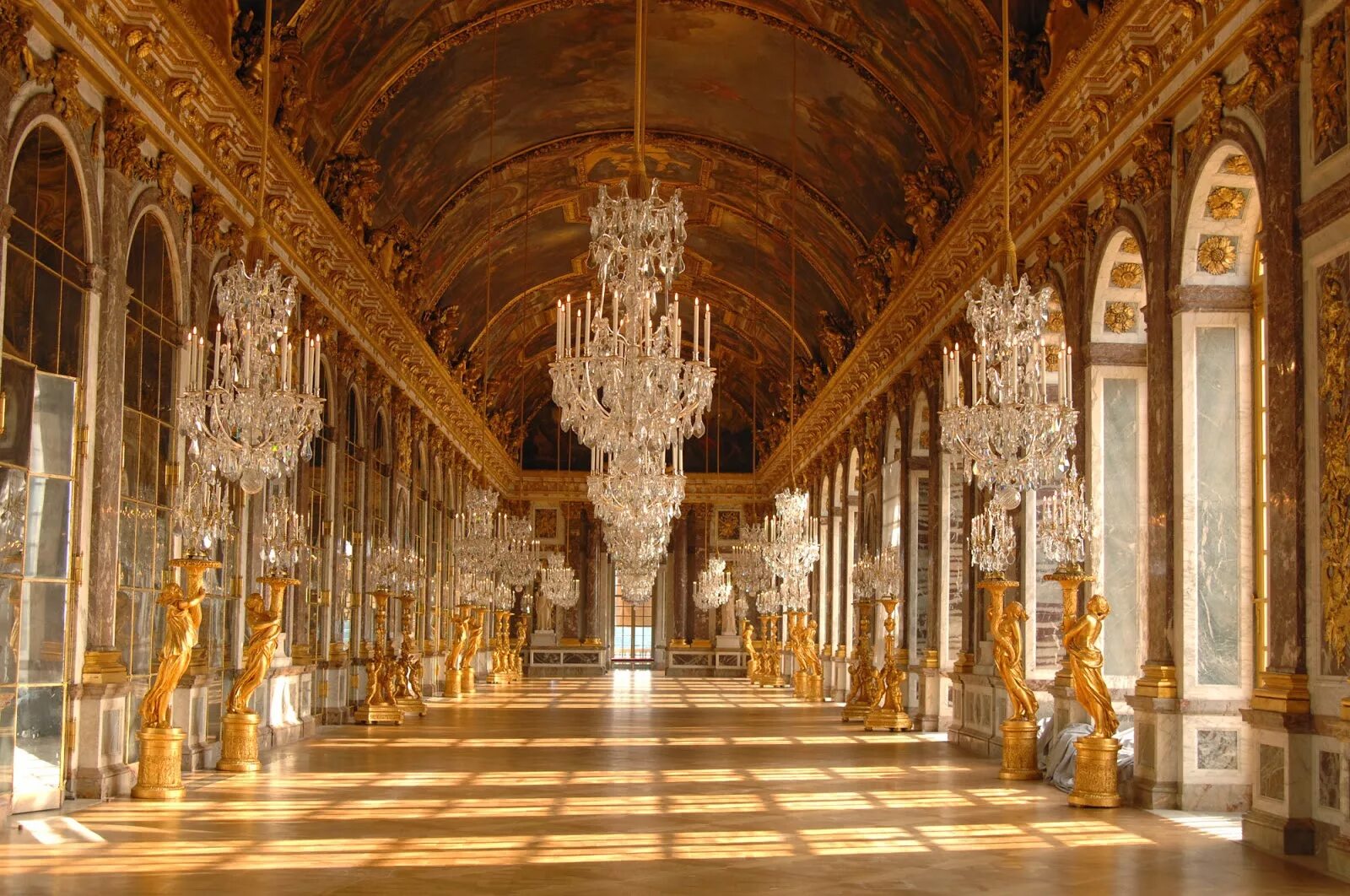 Версальский дворец, Версаль дворец Версаля. Версальский дворец Барокко. Версальский дворец Анфилада залов. Зеркальная галерея Версальского дворца.