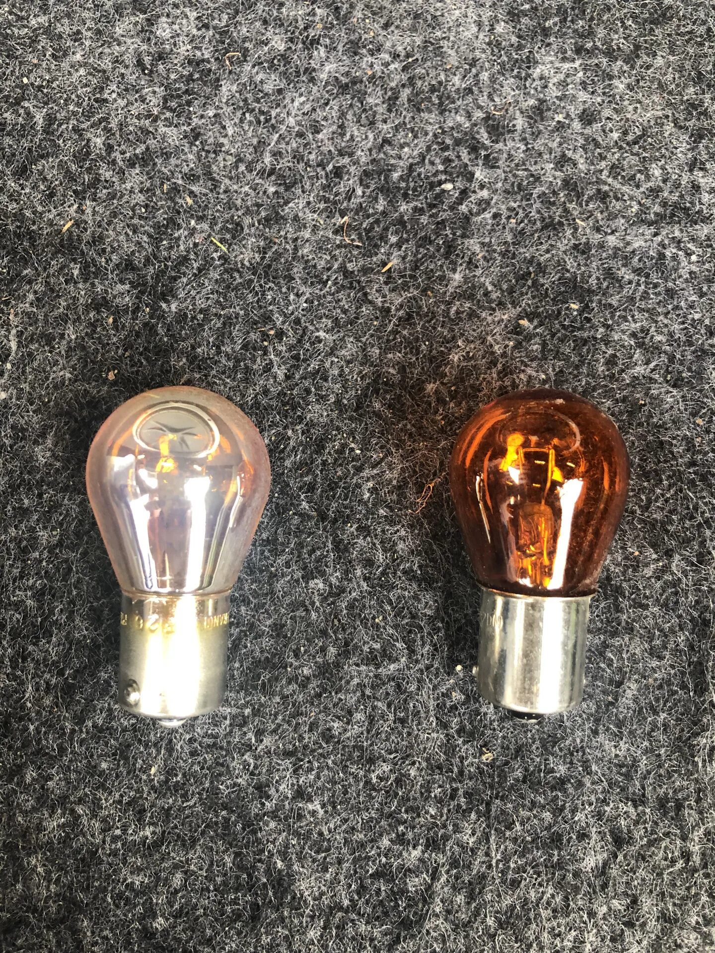 Vw golf 6 задняя лампочки поворотника. Лампочка поворотника газель. Лампы p21w5 orange. Лампочка поворотника газель. Лампа накаливания narva 12v py21w.