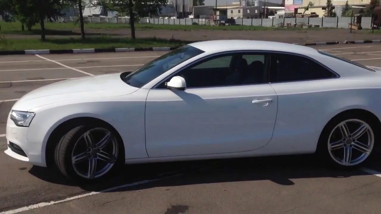 Купить ауди в волгограде. Audi a5 белая. Audi a5 2012. Audi a5 купе белая. Audi a5 Coupe 2012.