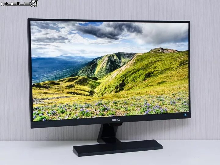 86 дюймов купить. Монитор Бенкью 27 дюймов. BENQ 27 дюймов 60. Безрамочный монитор BENQ 20 дюймов.