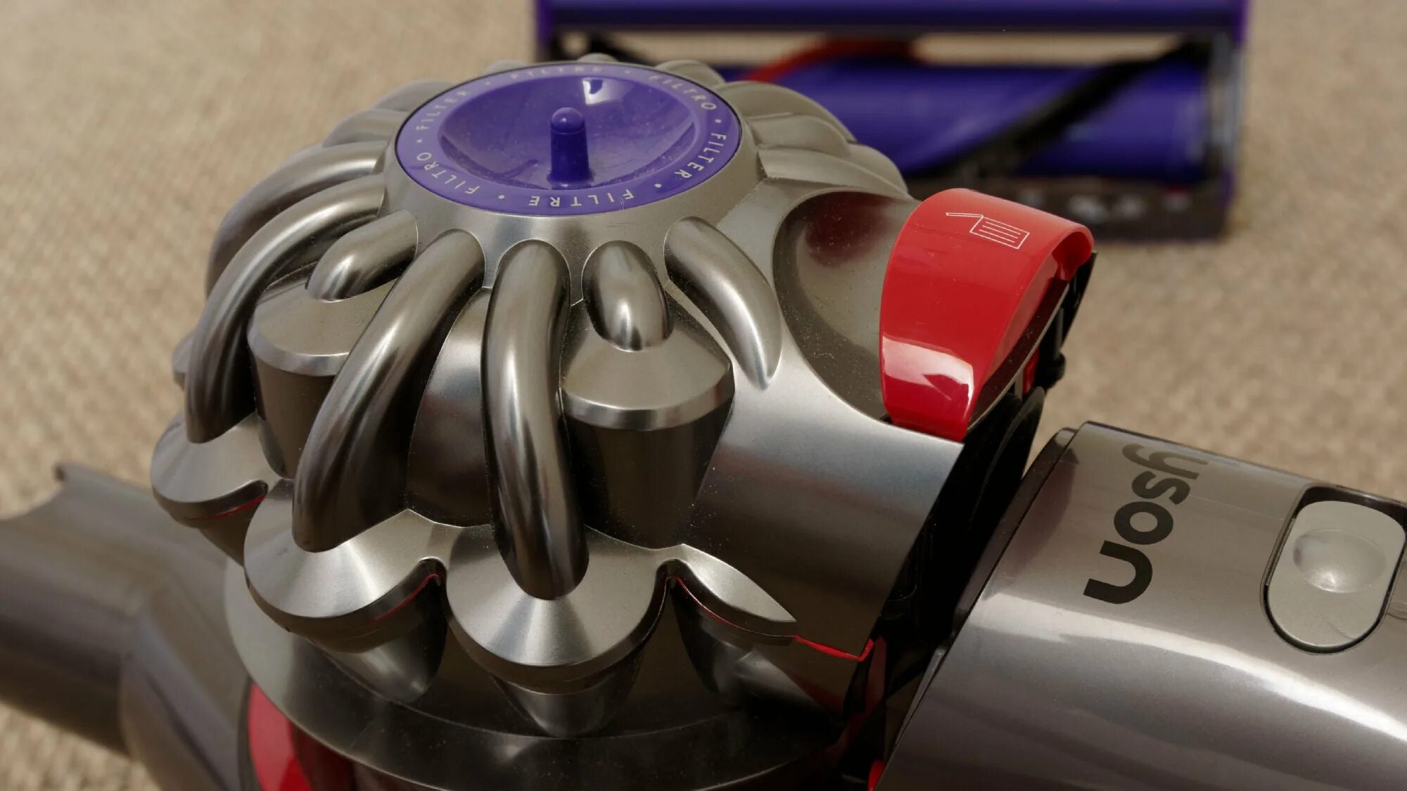 Как работает дайсон. Дайсон v8 animal. dyson v8 absolute. dyson v8 motorhead. dyson v8 absolute plus.