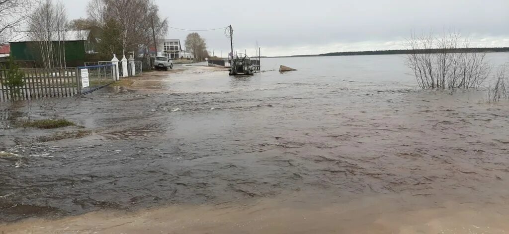 Широко разлилась вешняя вода разбор 4. Наводнения на Северной Двине. Уровень воды по Северной Двине. Затопление и подтопление. Паводок Двинской Березник.