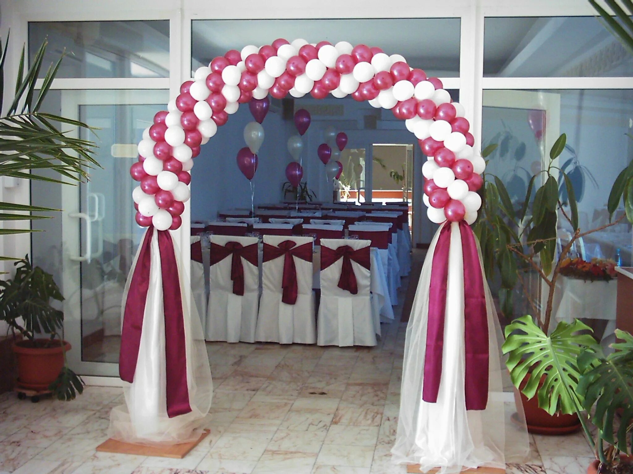 Арка "Свадебная". Украшение свадебной арки. Свадебная арка из шаров. Арка для праздника.
