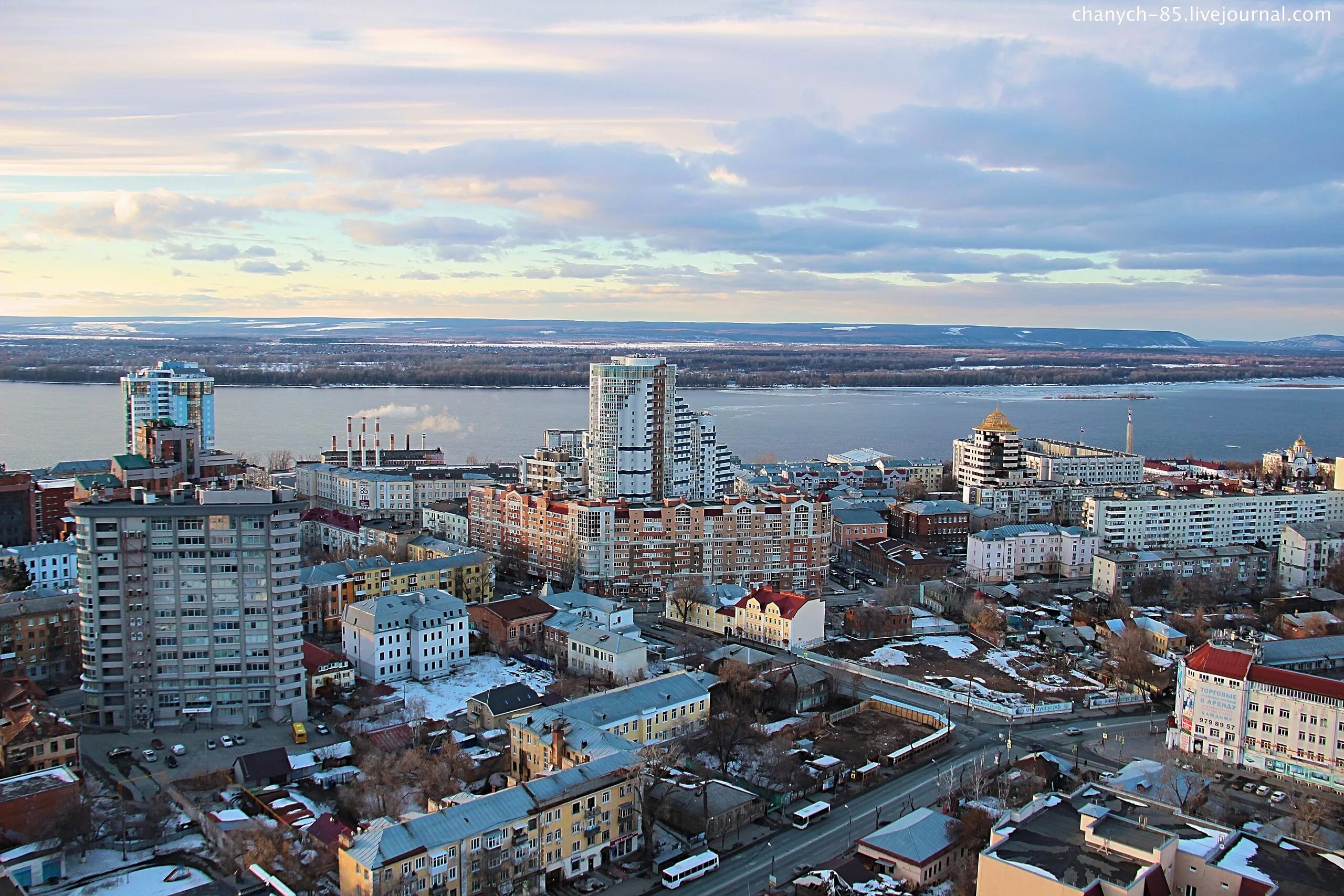 Копи самара. Современная Самара. Города России Самара. Самара центр города. Самара вид на Волгу с высоты.