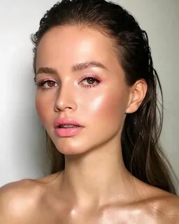 Make up natural