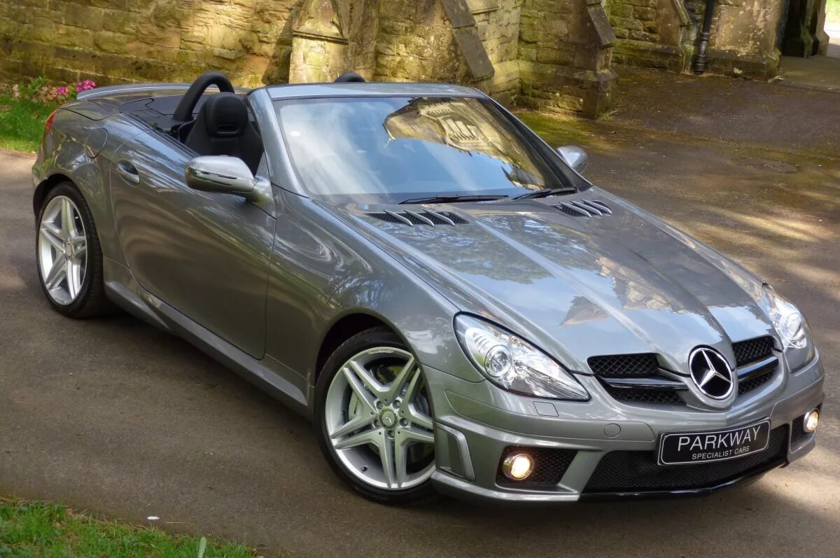 Мерседес краснодарском крае пробегом. SLK 55 AMG. Mercedes SLK AMG. Мерседес Бенц SLK 55 AMG. SLK 55 AMG r171.