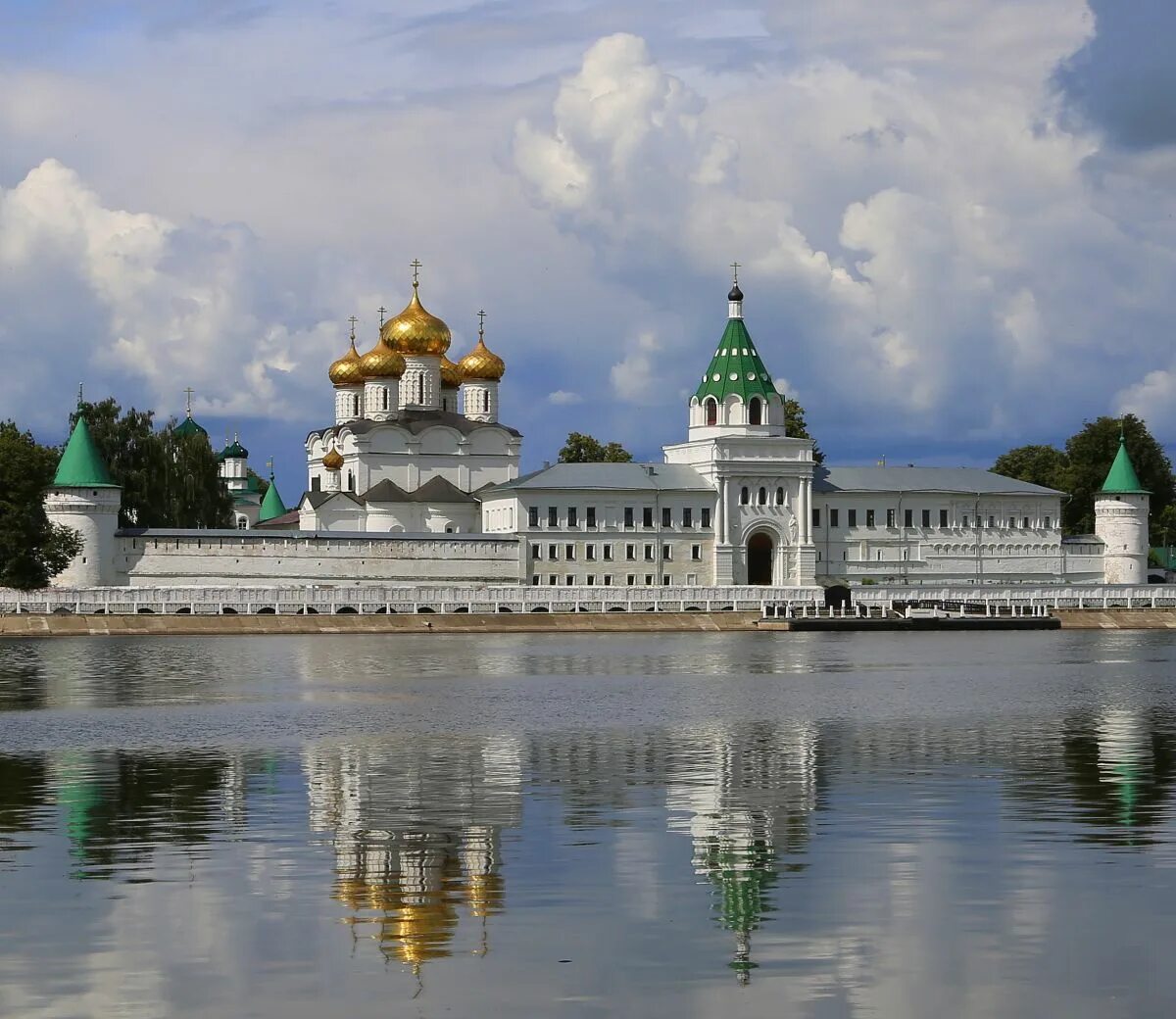 Ипатьевский монастырь сайт