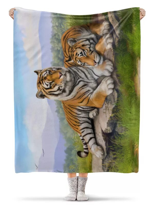 Плед флисовый семья тигров 004137. Покрывало с тигром. Одеяло с тигром. Плед с тигром. Полотенце с тиграми