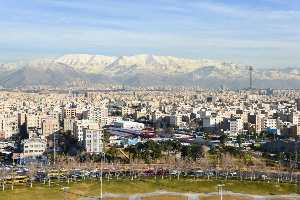 Тегеран 2022 город. Тегеран тебриз киш. Тегеран какая. Иран столица тегеран. Иран город тегеран.