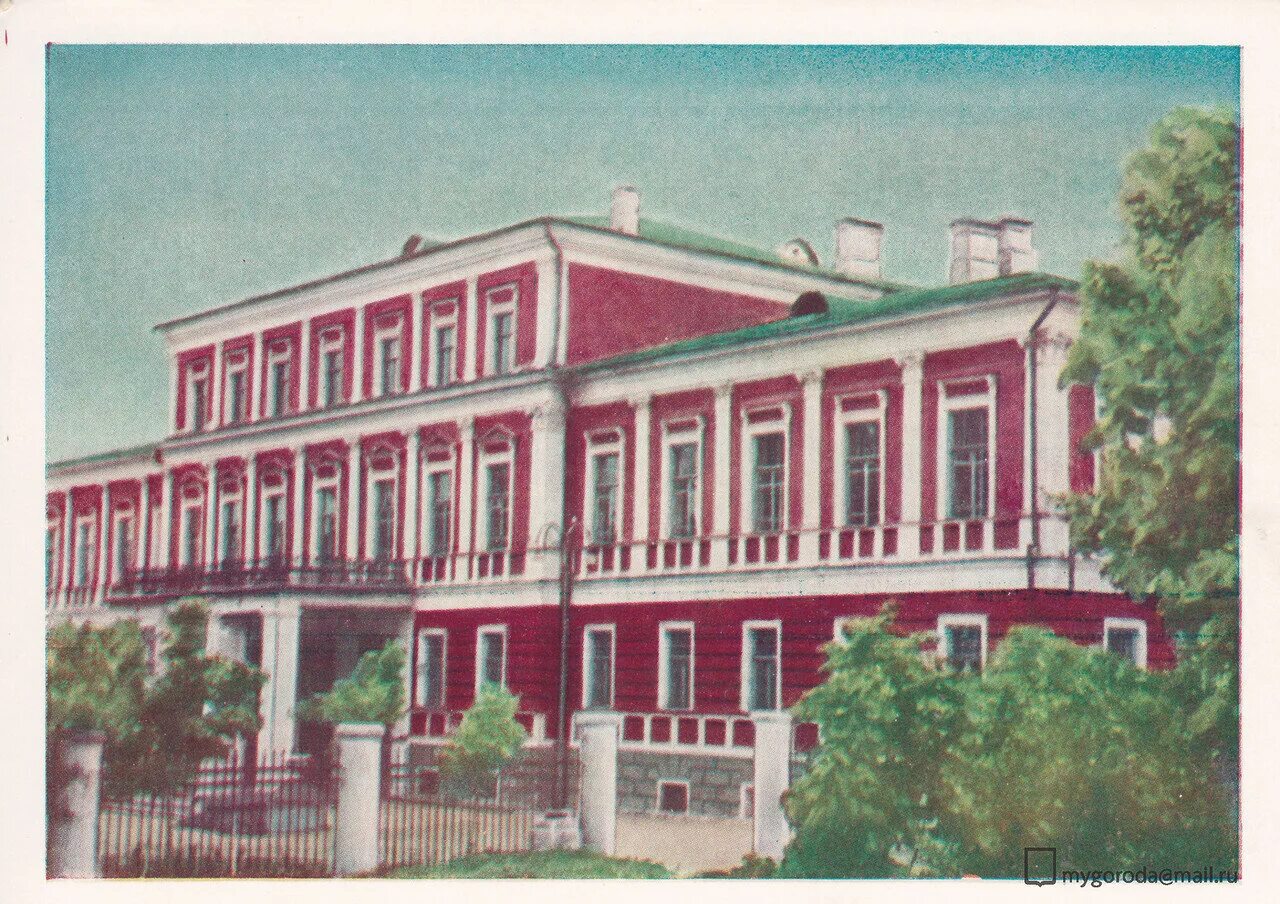 Калужский дворец. Дом дворянского собрания (калуга). Калужский дворец. Калуга карла маркса 1 дворец пионеров. Калужский дворец.