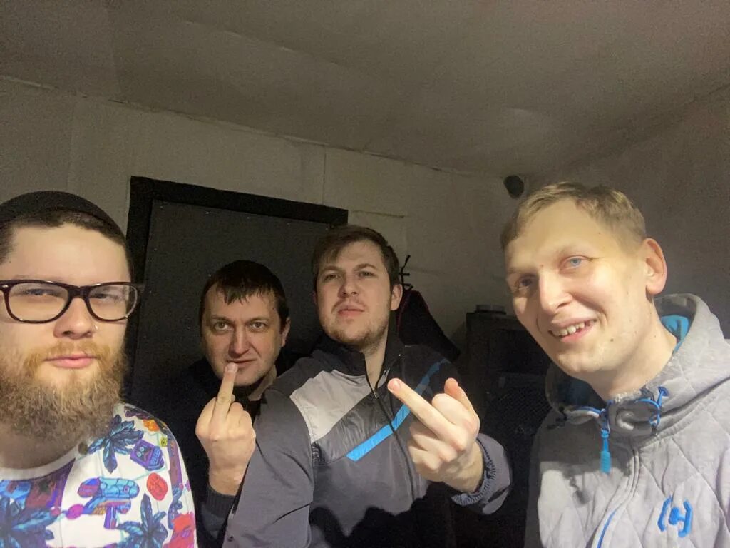 Группа душегубы (2019). Группа душегубы обложка. Душегуб музыка. Душегубы группа. Душегубы группа.