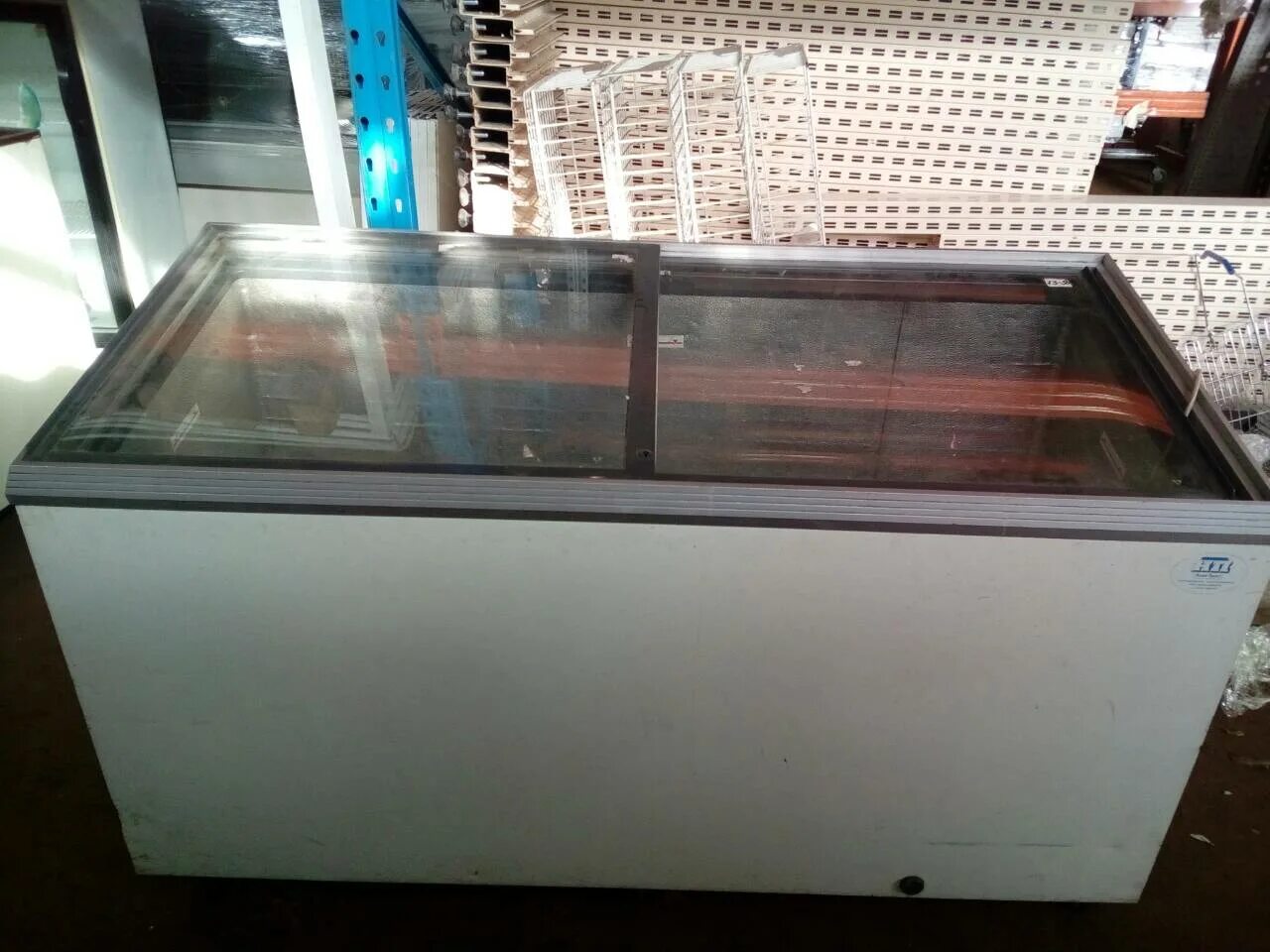 Caravell 635-930 морозильный ларь. Ларь морозильный каравелл 335. Морозильный прилавок caravell 306-328. Морозильный ларь caravell 306. Caravell 30699+.