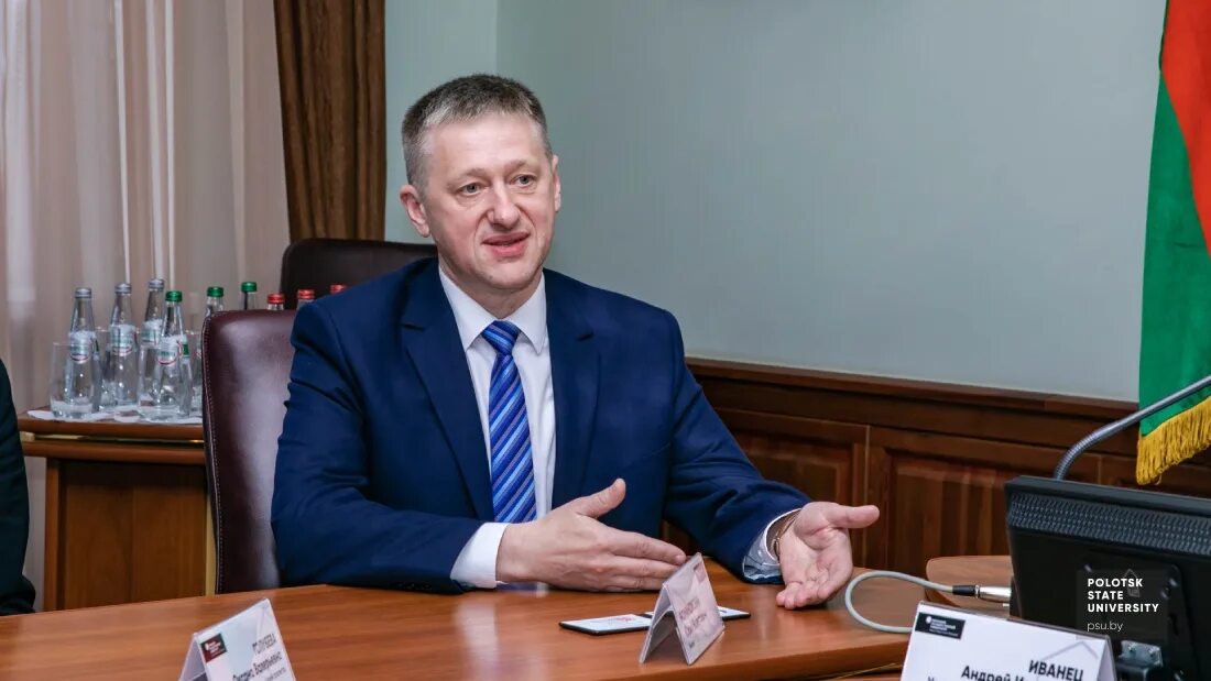 Юрия романовского. Юрия романовского. Профессор в. Романовский директор. Романовский.