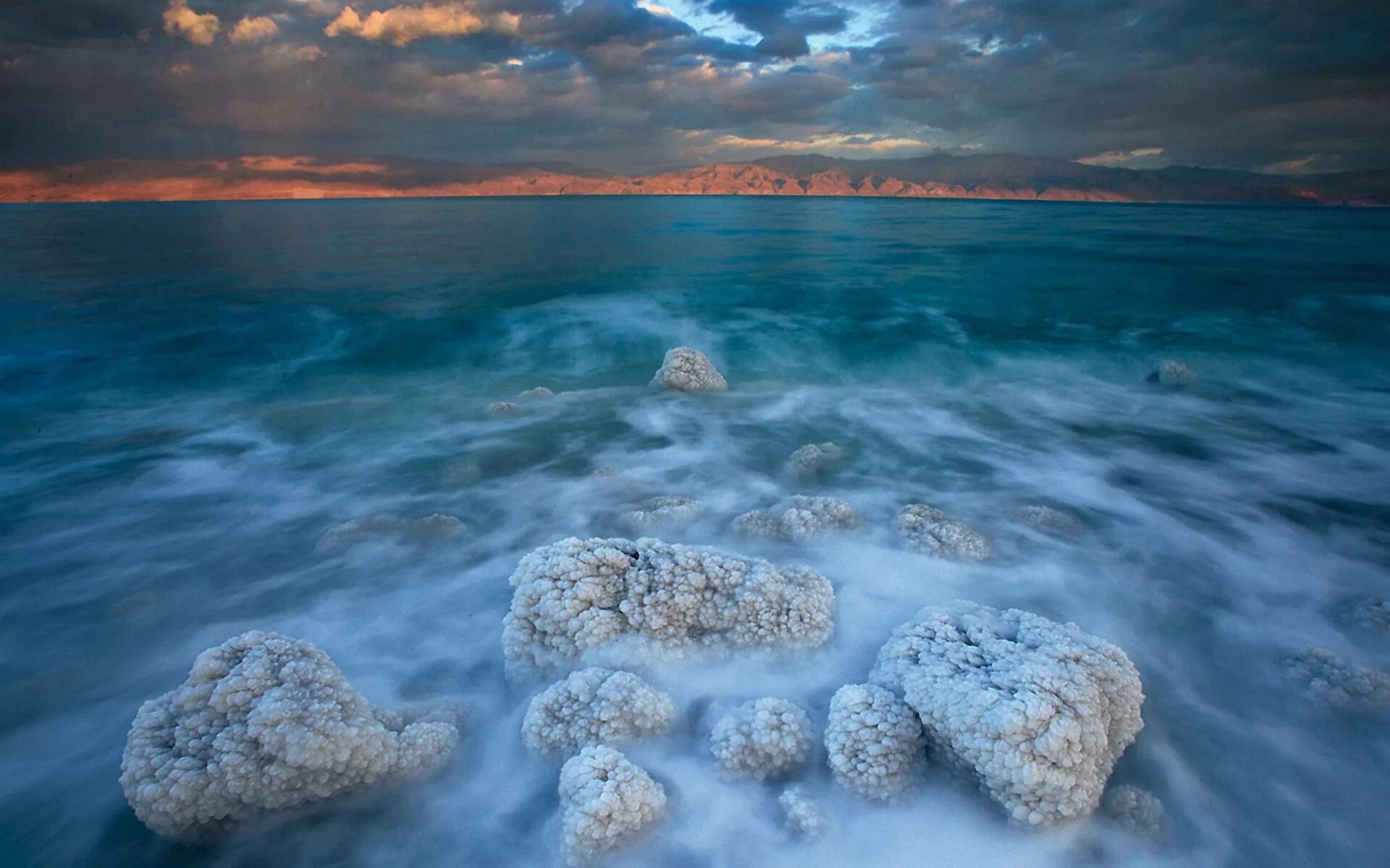 Это вечность где в морской воде. Мертвое море. Соленое море Мертвое море. Мертвое море Эстетика.