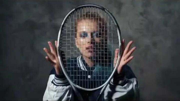 Малышка бамбинтон текст. Бадминтон группа солистка. Бадминтон конспект. Бадминтон. Бадминтон группа солистка.