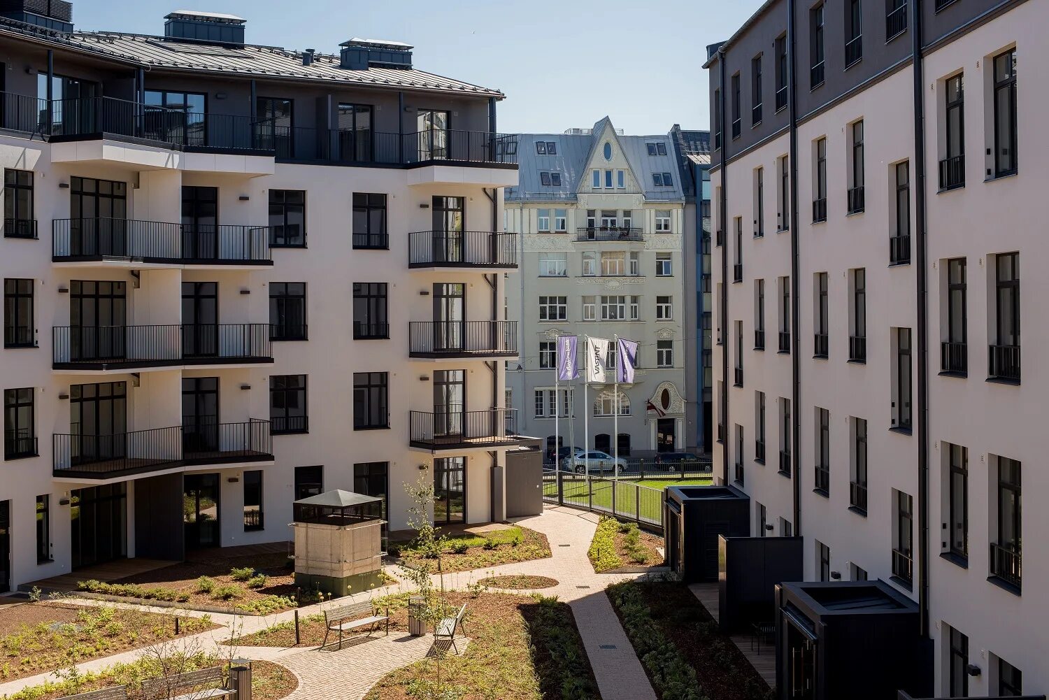 Коттеджи прибалтики. Недвижимость в латвии. Вилла в латвии. Коттедж юрмала. Дом в латвии.