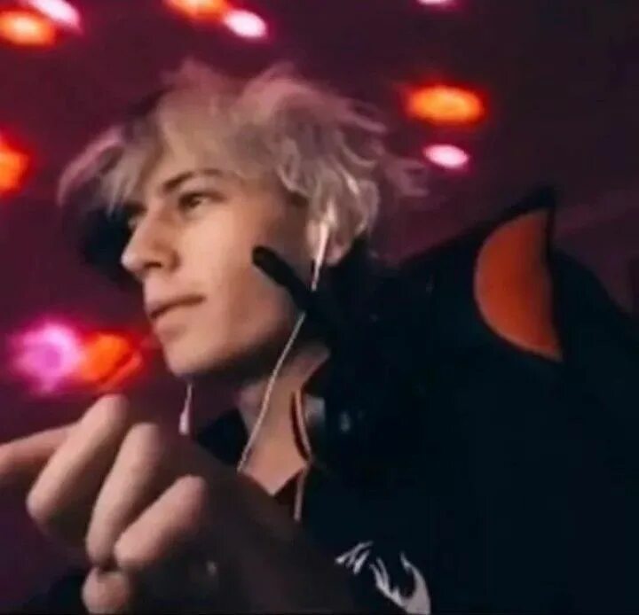 Zxcursed supernova. Zxccursed лицо. стрижка zxcursed. zxccursed причёска. zxcurced прическа.