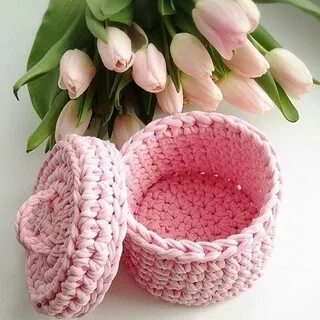 Корзинки связанные крючком из трикотажной пряжи