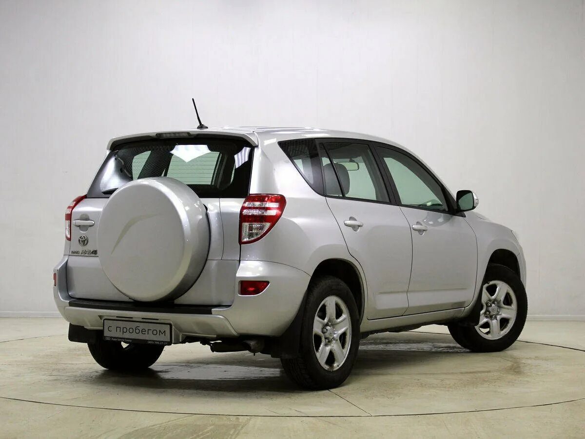 Купить рав 4 в челябинской. Тойота рав 4 2010 3 поколение. Toyota rav4 2012. Тойота rav4 старый кузов. Тойота рав 4 старый кузов.