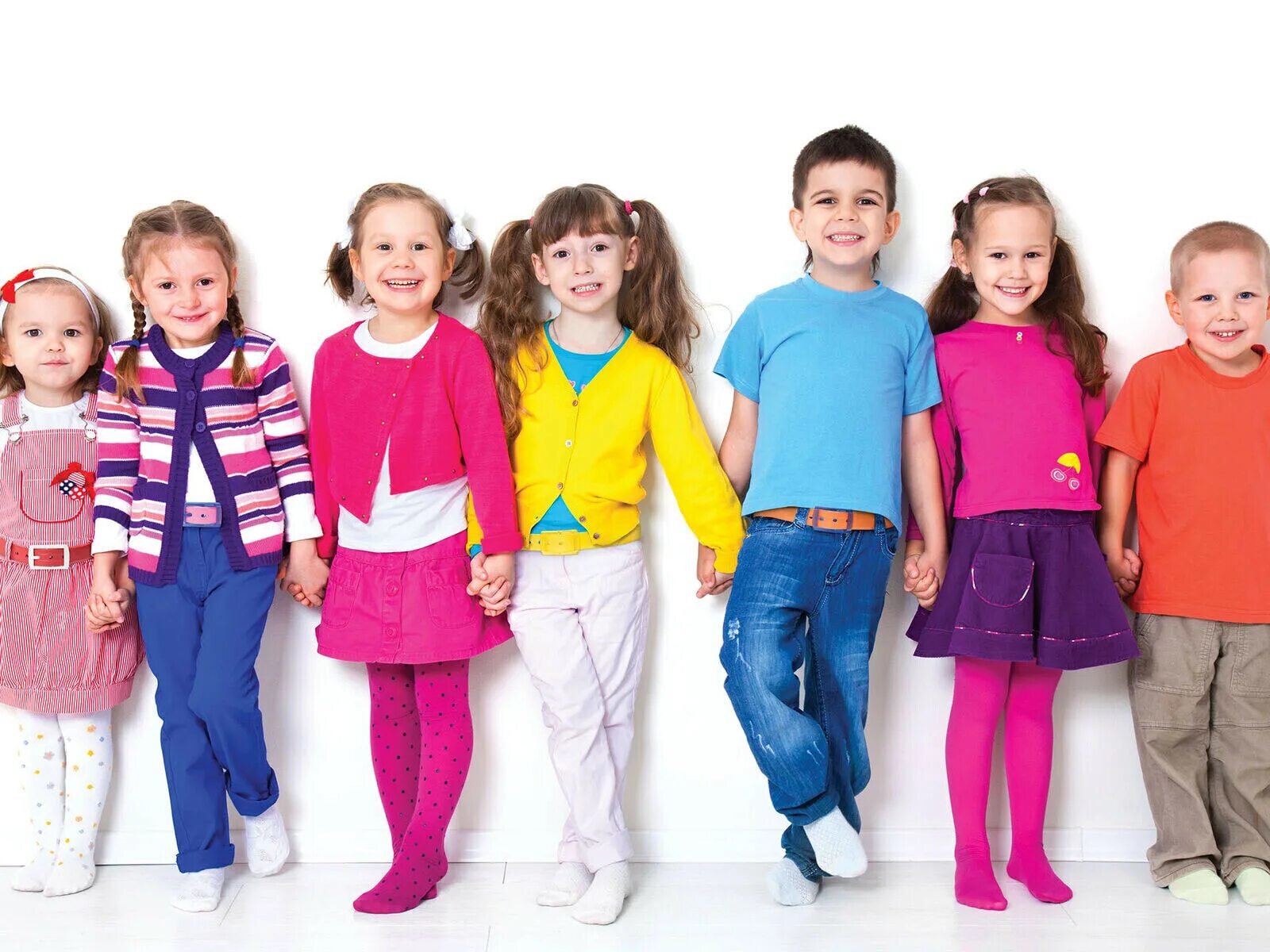 Детская одежда напрямую. Одежда для детей. Модная подростковая одежда. Бёрберри детская коллекция. Детская одежда производители.